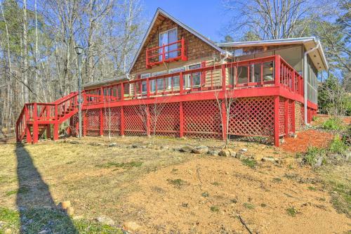 Lakefront Cottage With Boat Slip And Sun Deck!