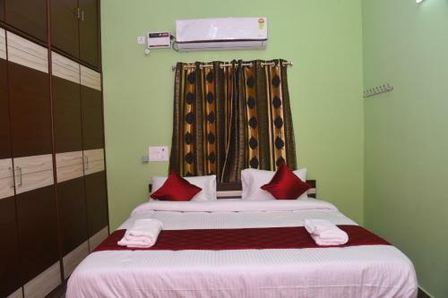 Four Seasons Home Stay