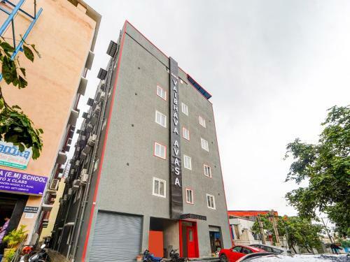Hotel Oyo Townhouse 678 de Alphabet Tirupathi