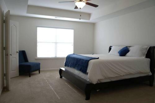 Luxury & Spacious Getaway W/king Bed & Pool Table