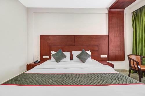 Hotel Townhouse 457 South Gate By Majestic