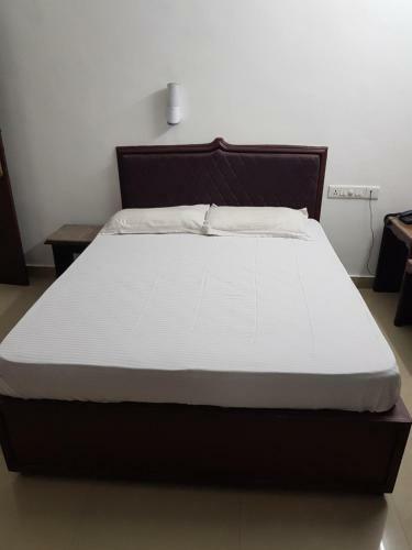 Hotel All Seasons Guest House