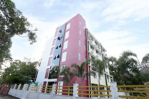 Hotel Capital O 29669 Sm Grand
