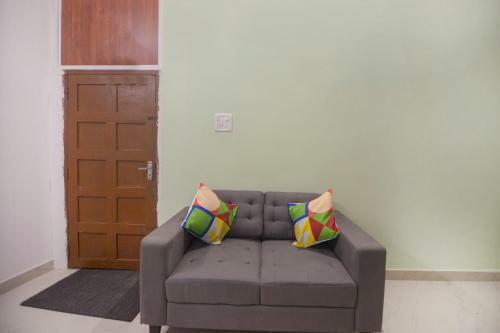 Hostal Oyo Home 64064 Budget Stay