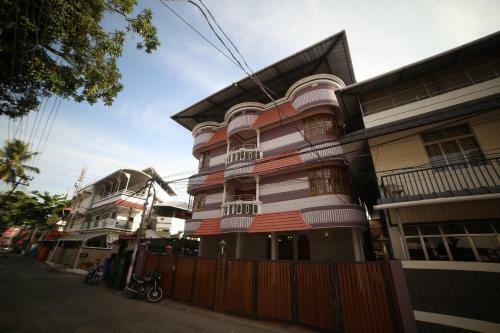 Hostal Oyo 80668 Rinsalayam