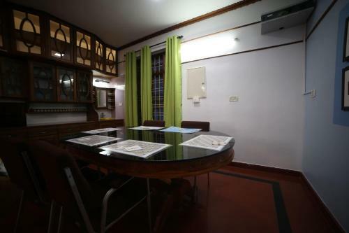 Hostal Oyo 80668 Rinsalayam