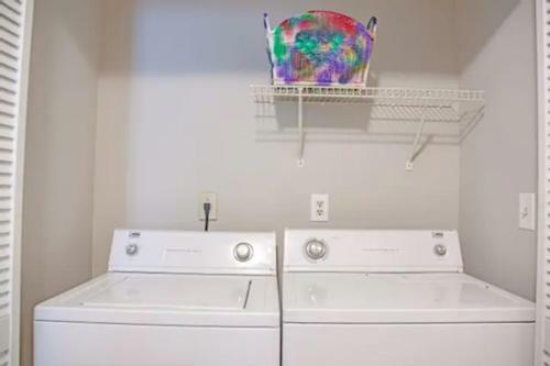 Apartamento Graffiti Home Cozy & Convenient 1.7 Miles From Ksu