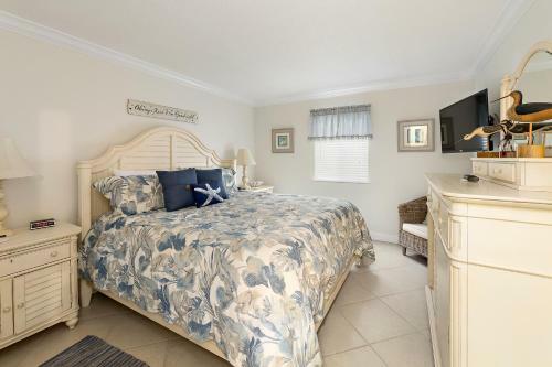 Ground Floor With 1 Bed In Ocean Walk!