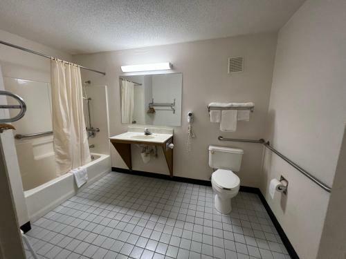 Hotel Garden Inn & Suites