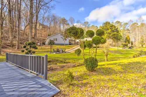Pet-friendly Ellijay House With On-site Creek!