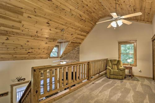 Lovely Ellijay Cabin With Community Pool Access