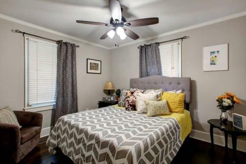 Marietta Square! 1 Mile To Interstate! (a.m.y)