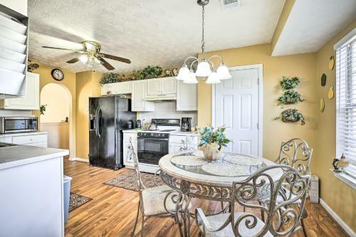 Classic Lithonia Home - Near Golf And Stone Mtn