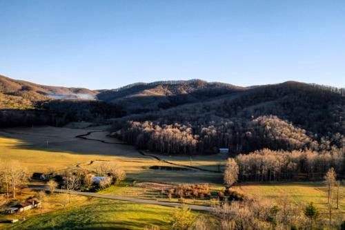 Love You Deerly By Escape To Blue Ridge