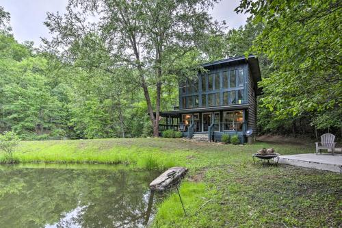 Secluded Getaway With Fire Pit And Wraparound Porch!