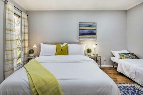 Apartamento Hilltop Marietta Apt With Custom Design And Decor