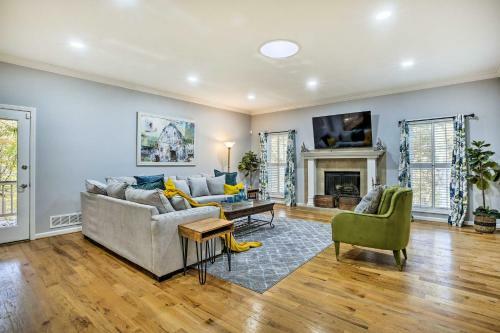 Apartamento Hilltop Marietta Apt With Custom Design And Decor