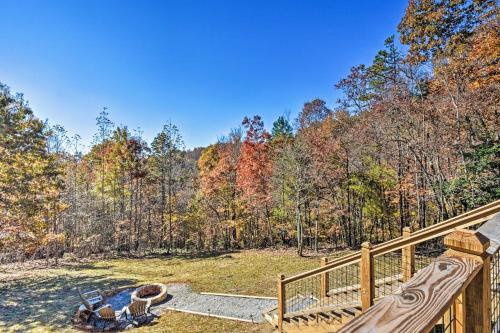 Blue Ridge Cabin Hot Tub, Fire Pit, Mtn Views