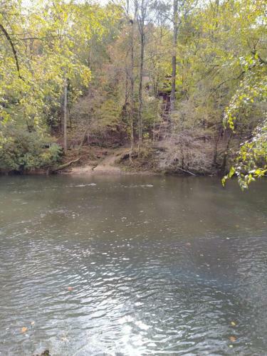 Romantic Riverfront Cabin In Gated Resort Community Elllijay, Ga