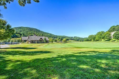 Luxurious Sky Valley Golf Resort Home With 3 Decks!