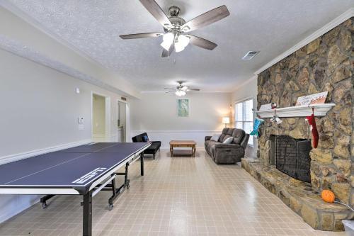 Immaculate Suwanee House With Pool And Game Room!
