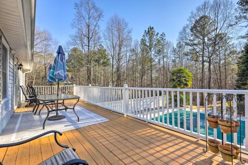 Immaculate Suwanee House With Pool And Game Room!