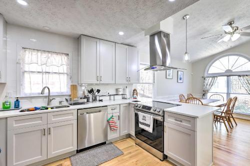 Immaculate Suwanee House With Pool And Game Room!