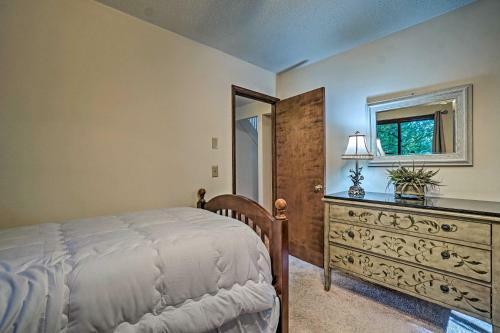 Mountain Retreat With Decks, Hot Tub, And Games!
