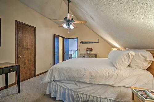 Mountain Retreat With Decks, Hot Tub, And Games!