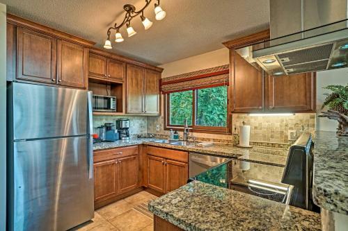 Mountain Retreat With Decks, Hot Tub, And Games!