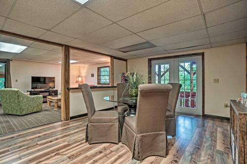 Mountain Retreat With Decks, Hot Tub, And Games!