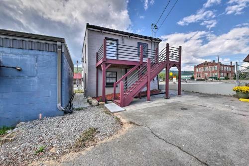 Apartamento Updated Trenton Apt With Balcony And Town Views!