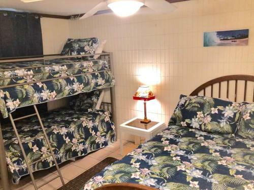 Apartamento Aloha Paradise Penthouse!! 3br/2ba/2-story! Beach Front!! Views!!