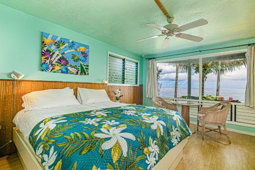 Hale Kai Hawaii Suites - Bamboo Room