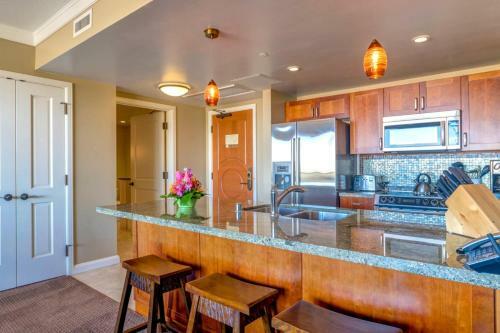 Apartamento K B M Resorts Hkh-816 - Sumptuous 1bd, 1ba 8th-floor, Ocean Views, Oversized Layout, Chef's Kitchen