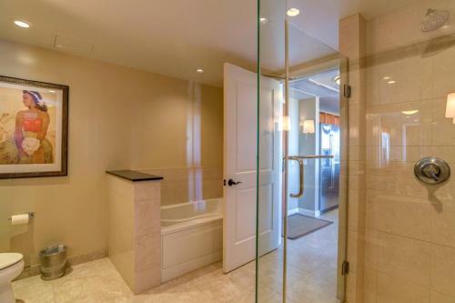 Apartamento K B M Resorts Hkh-816 - Sumptuous 1bd, 1ba 8th-floor, Ocean Views, Oversized Layout, Chef's Kitchen