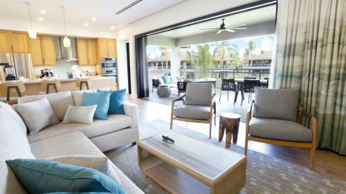 Maui Westside Presents - Luana Garden Villas 18c