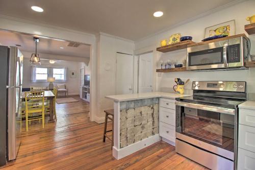 Historic Tybee Island Home 1 Block To Beach