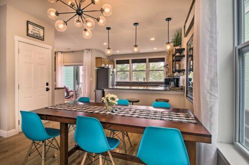 Bright Tybee Island Townhome Walk To Beach!