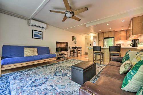 Apartamento Comfy Tropical Condo With Pool - Walk To Beach!
