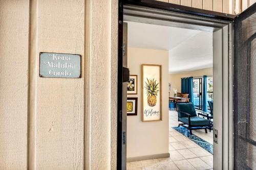 Kona Plaza 215
