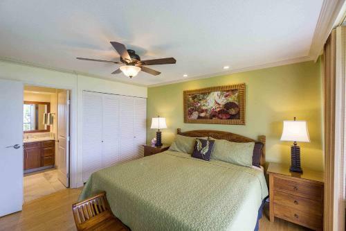 Country Club Villas #208