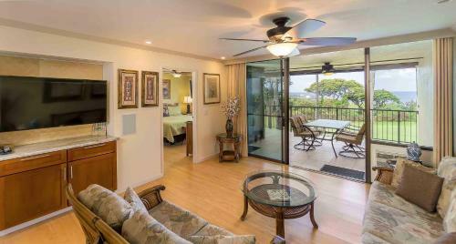 Country Club Villas #208