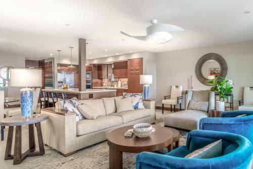 Kona Seaside Yacht Villa