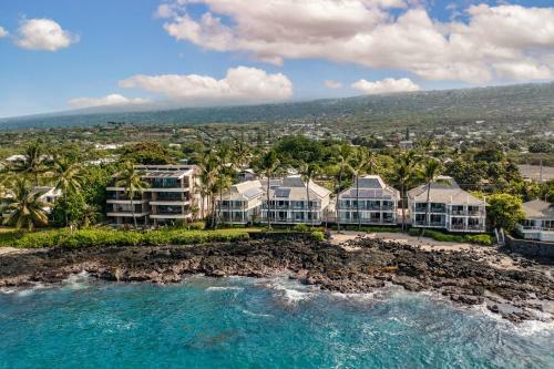 Kona Seaside Yacht Villa