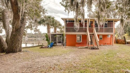 Apartamento Retro Rainbow At Herb River-orange Oasis #2-upstairs