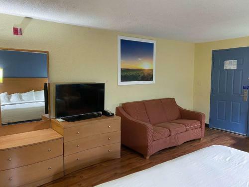 Hotel Studio 6 Savannah, Ga- Gateway & I-95