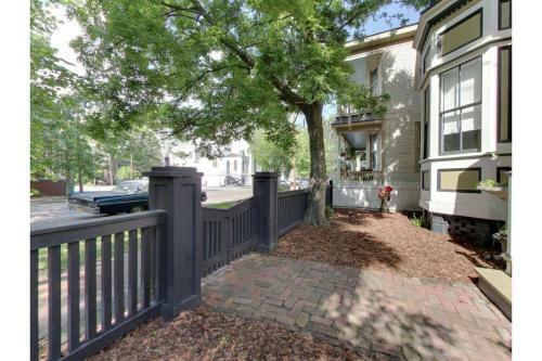 The Victorian Porch