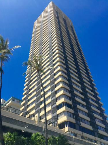 Apartamento 2 Bedroom Corner Suite & Tropical Views