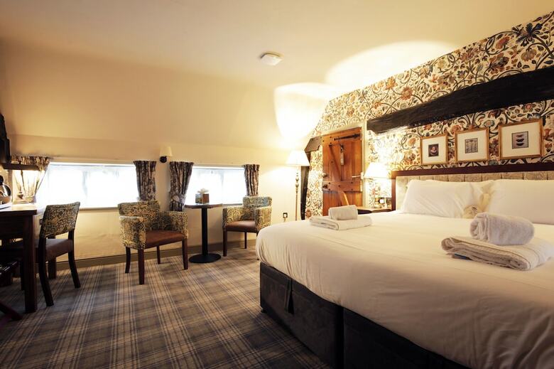 The Black Swan Hotel